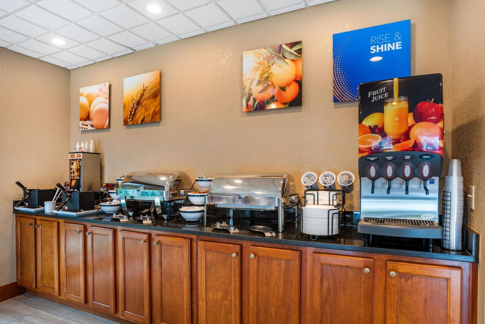 Comfort Inn & Suites Crestview Ngoại thất bức ảnh