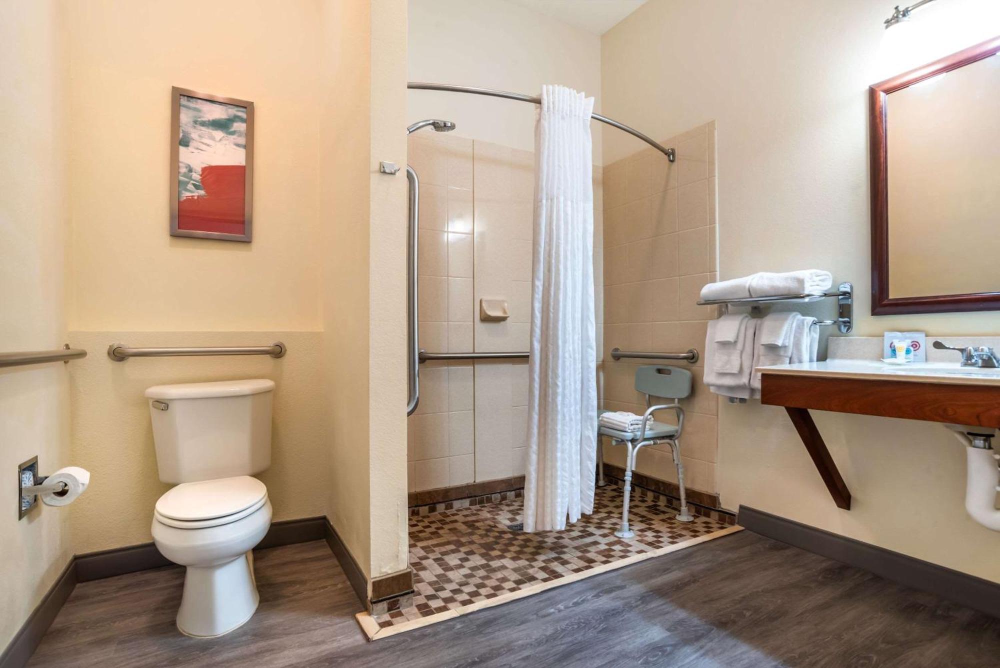 Comfort Inn & Suites Crestview Ngoại thất bức ảnh
